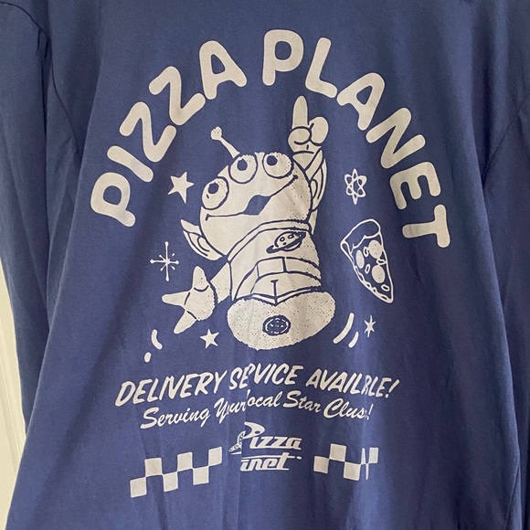 NWT- Blue Toy Story Pizza Planet Long Sleeve Shirt Sz L - Picture 2 of 5